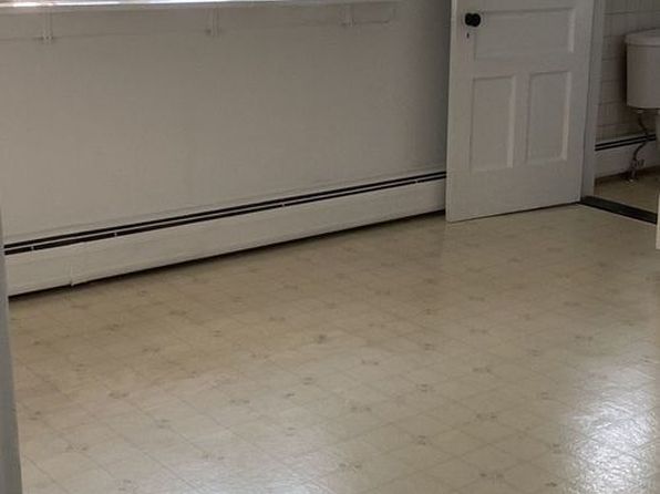 506 South Windsor St., 506 S Windsor St #3, South Royalton, VT 05068
