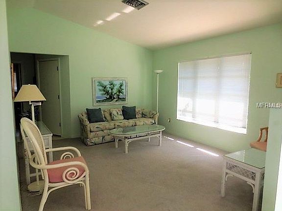 2nd image of 9484 Casa Grande Ave
