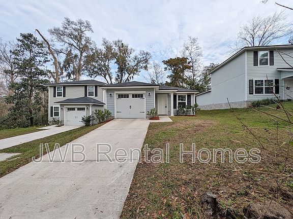 2nd image of 8601 India Ave