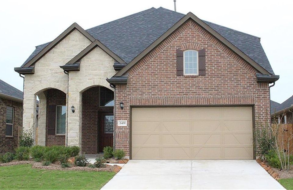 1st image of 2419 Village Lakes Dr