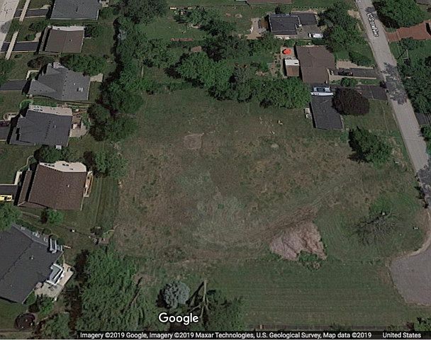 2nd image of 302 Grand Ave