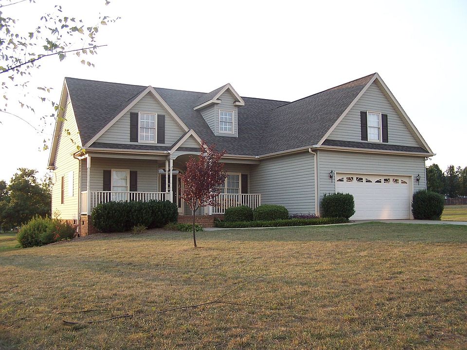 1st image of 300 Pearle Brook Ln