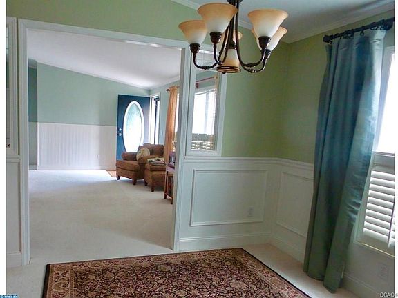 4th image of 111 Kurt Dr