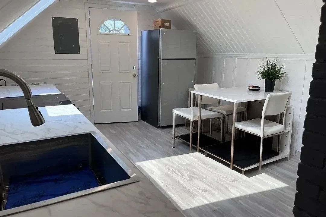 1 bed, $1,225 — Photo 1