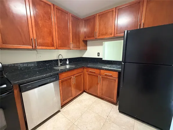 8000 Fairview Dr APT 202, Fort Lauderdale, FL 33321