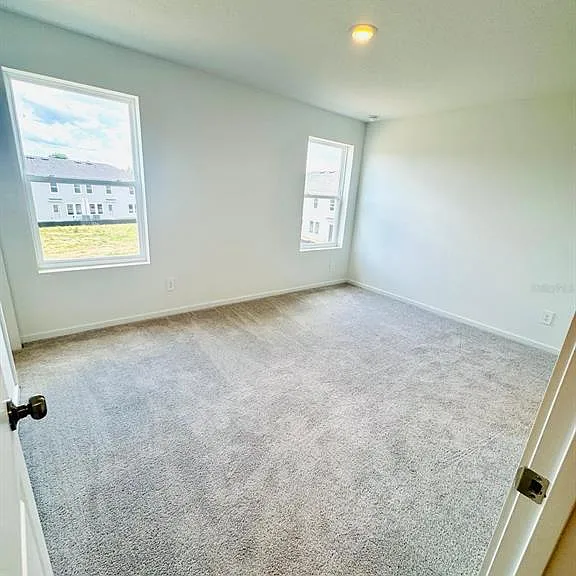 813 Lynx St — Photo 8