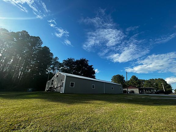 3rd image of 12703 Lowcountry Hwy