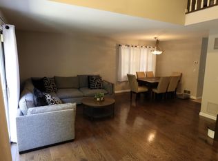 24 Mountain Ridge Rd, Bloomingdale, NJ 07403