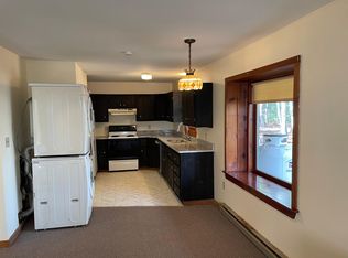 16 Hale St #B, Brunswick, ME 04011