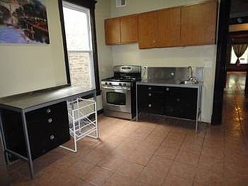 5th image of 1824 S Lawndale Ave