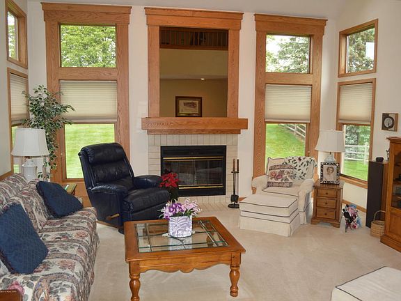3rd image of 3887 Crooked Creek Dr