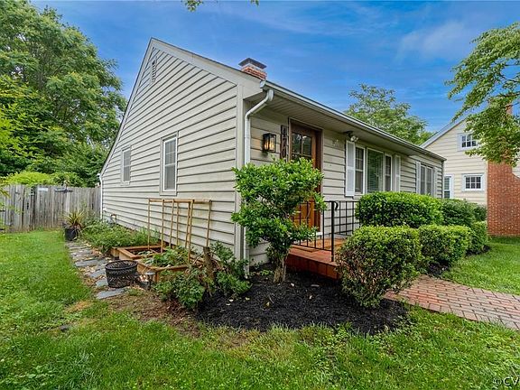 3rd image of 4704 Patterson Ave