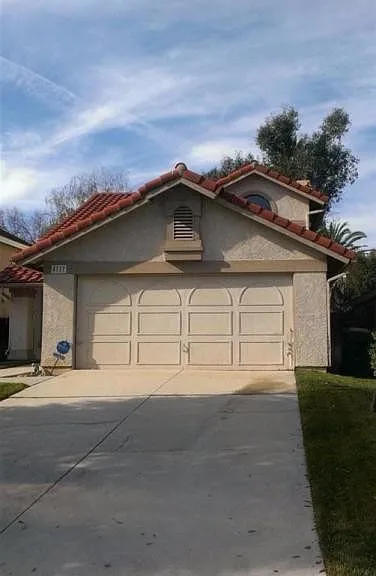 4117 Lost Springs Dr — Photo 3