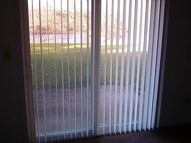 8458 Pineview Lake Dr — Photo 1