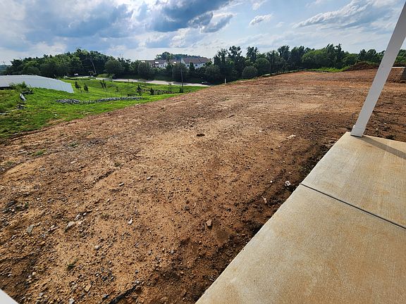 5th image of 203 Ash Dale Dr Lot 9