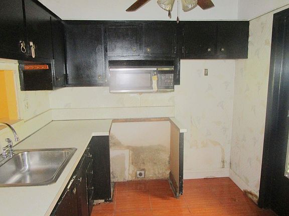 3rd image of 5000 NW 36th Street #402