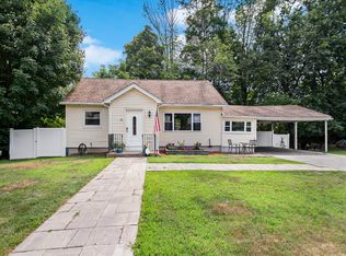 51 Dufton Rd, Andover, MA 01810