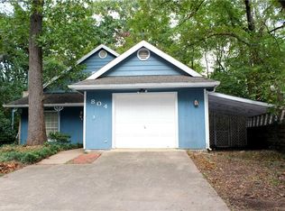 804 N Main St, Bentonville, AR 72712