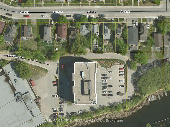 2nd image of 433 3rd St S