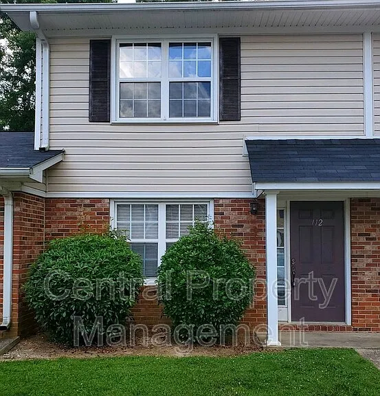 112 Silver Brook Dr — Photo 2