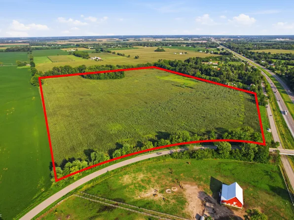 5682 N Michigan Rd, Fairland, IN 46126