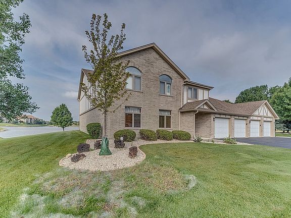 2nd image of 18440 Pine Lake Dr APT 2