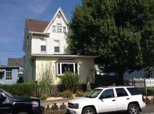 422 E Grant Ave, Altoona, PA
