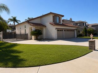 8685 Orchard Park Dr, Riverside, CA 92508