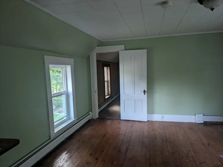 146 Pine St #B — Photo 7