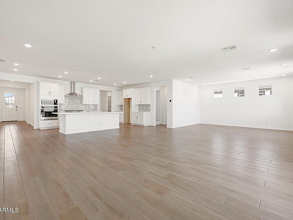 5th image of 18450 W MOHAVE Street