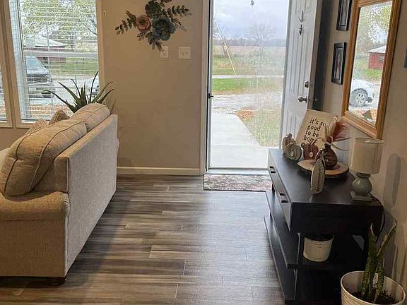 5th image of 6502 Hawk Rd