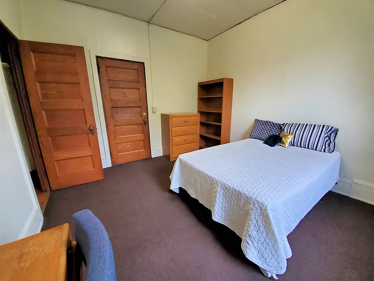 Aces Apartments — Photo 90
