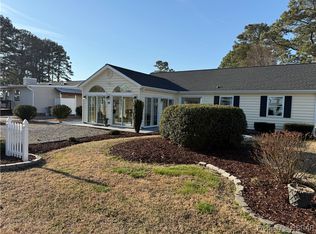 103 Montgomery Cove Rd, Deltaville, VA 23043