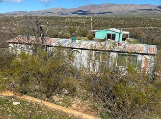 9391 E Deer Farm Rd, Winkelman, AZ 85192