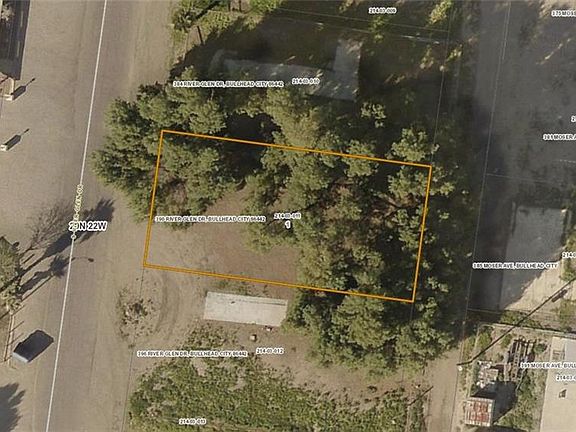 2nd image of 390 River Glen Dr