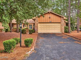727 Burlwood Dr, Southern Pines, NC 28387