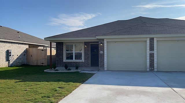 1st image of 3109 Ochiltree Dr #A