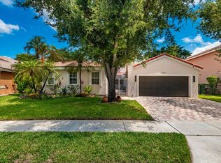 19871 SW 3rd Pl, Pembroke Pines, FL 33029