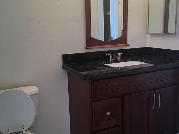 3rd image of 2305 W Riviera Dr