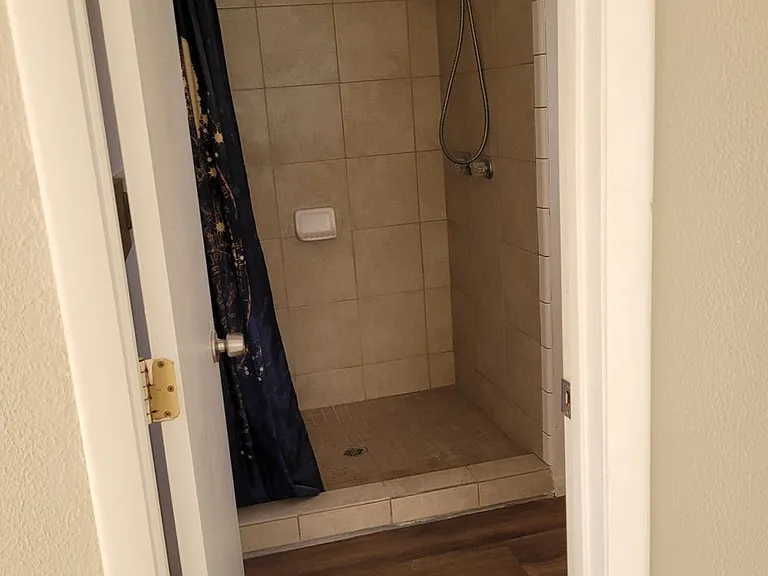 280 Moser Ave #A — Photo 2