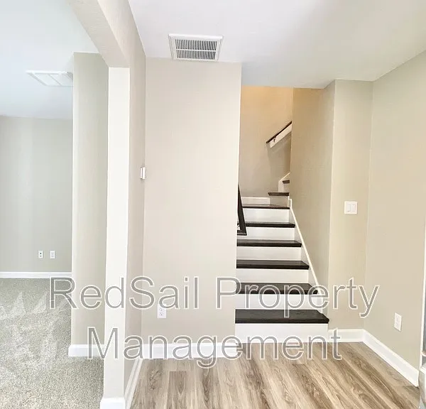 2000 Laycock Ln #102 — Photo 2