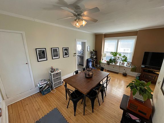 Main floor dinning room.