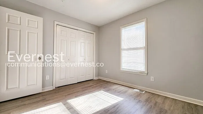 345 Bomar Ln — Photo 12