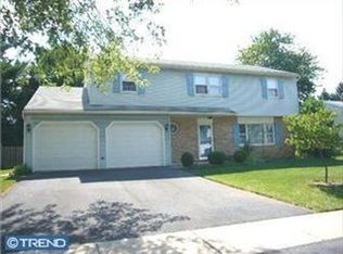 822 Carman Dr, Wyomissing, PA 19610