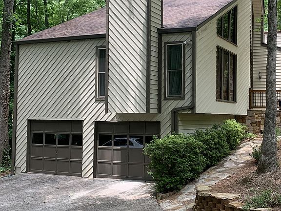 Attached 2 car garage.