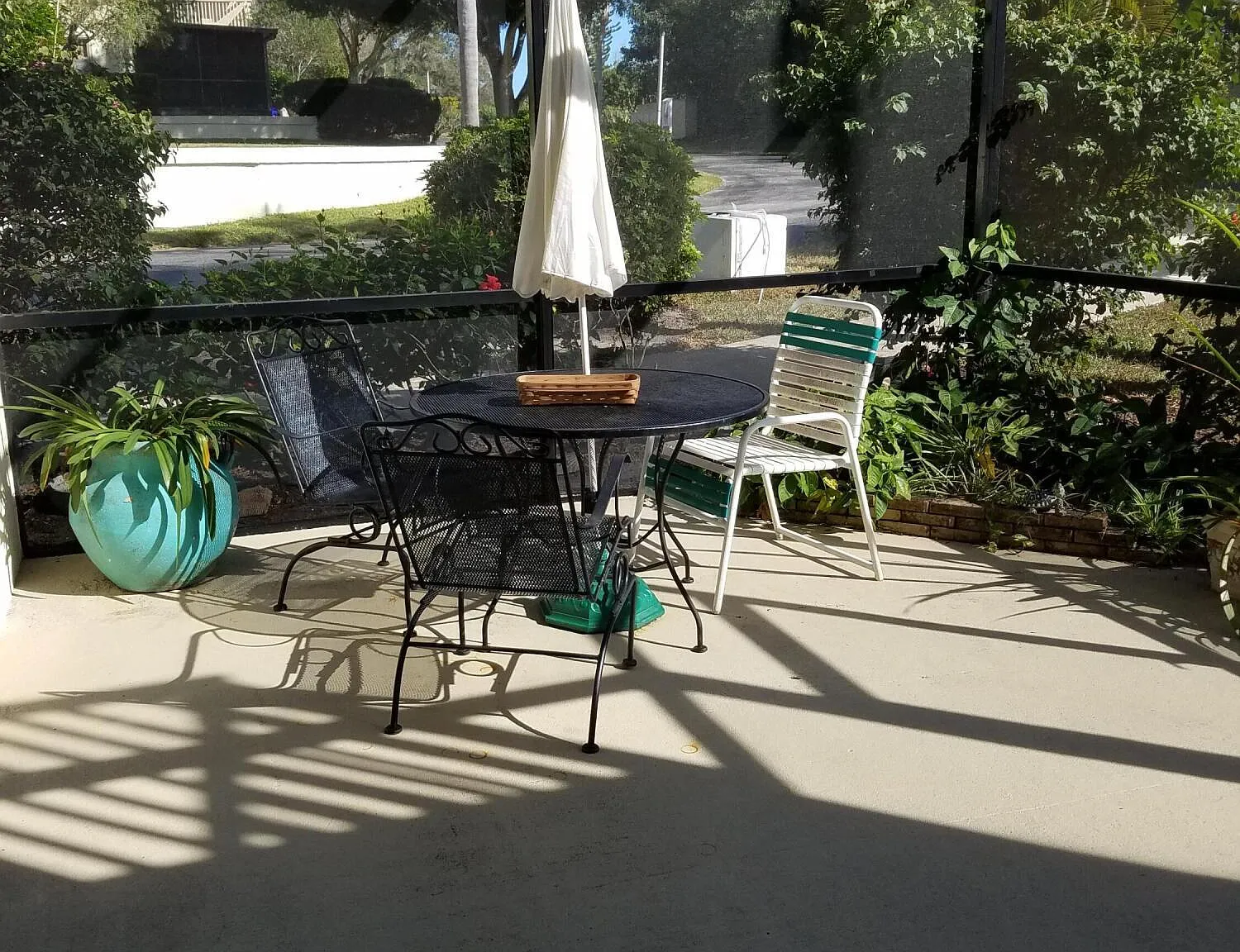 2 bed, 2.0 bath, 1384 sqft, $2,400 — Photo 4