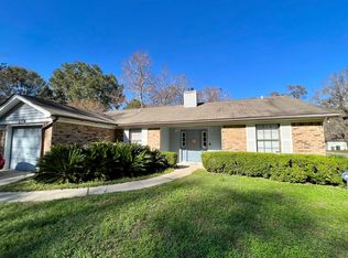 2374 Tree Cir, Tallahassee, FL 32304