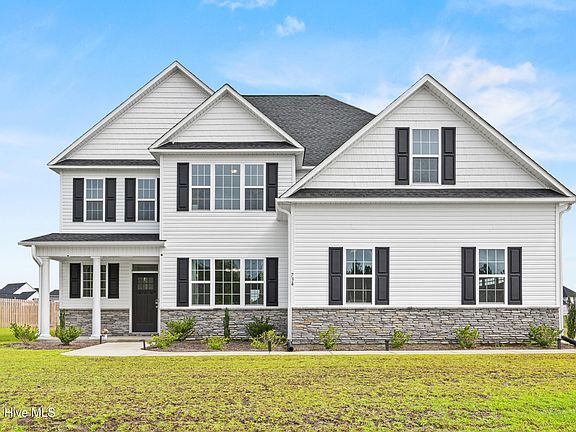 3rd image of 734 Atlantic Coast Lane