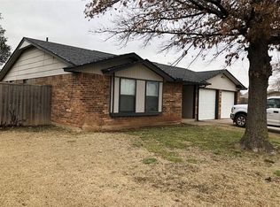 1101 Whispering Oaks Blvd, Moore, OK 73160