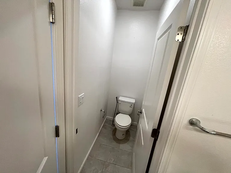 3931 Meridian St — Photo 18
